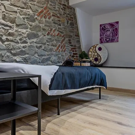 Aux Caprices De Leah Holiday home Trooz